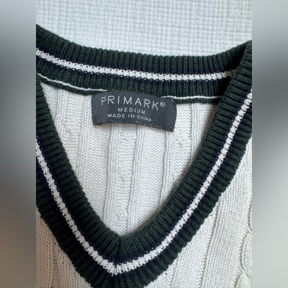 Primark Knit Vest Size M - Picture 2 of 4